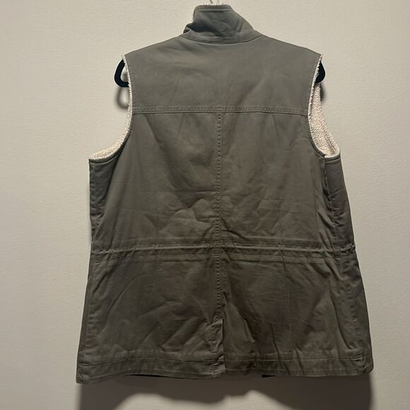 L.L. BEAN Women's Olive Green Utility Sherpa Lined Vest, Size M - Picture 8 of 12
